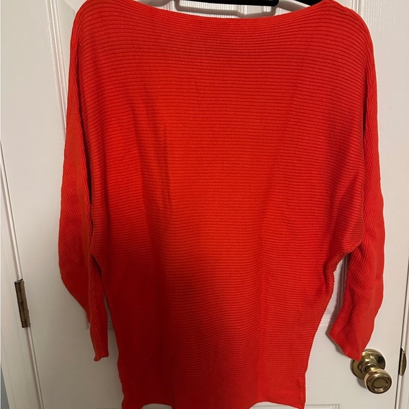 Women's Red mSweater - Picture 2 of 4